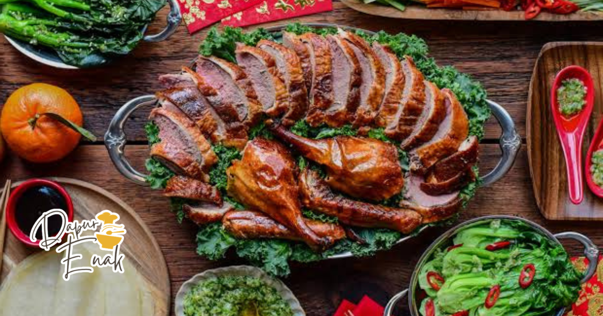 Mengolah Daging Bebek Peking dan Bebek Biasa Perbedaan bebek peking dan bebek biasa dalam masakan